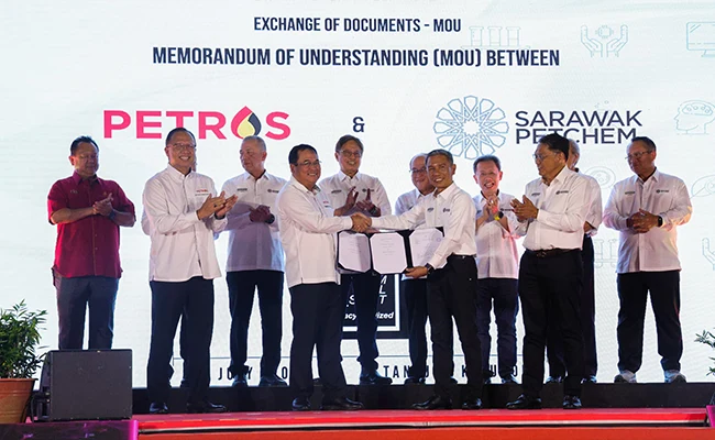 TNB and Sarawak Petchem Sign MOU for Bintulu's Low-Carbon Ammonia and Urea Plant